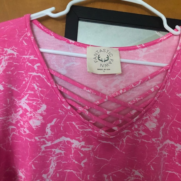 Hot pink splatter top - Picture 3 of 4